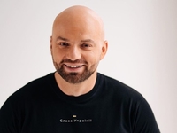 На барбера и маникюр: Демин рассекретил, сколько ежемесячно тратит на свою внешность