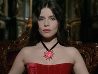 Соловий захейтили из-за поцелуя в губы с мальчиком на концерте