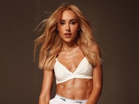 «Далеко от анорексии»: Квиткова рассекретила свой вес