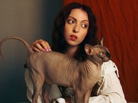 Дочь Поляковой призналась, сколько зарабатывает на Таро и сбываются ли ее прогнозы