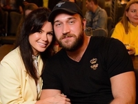 «Создал такие условия»: Шаманская сбежала из США обратно в Украину из-за экс-мужа