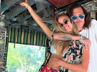 Россиянка, с которой встречается Джонни Депп, заявила, что помолвлена