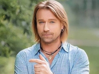 «Беглец»  Винник анонсировал концерт в Польше: раскрыта стоимость билетов