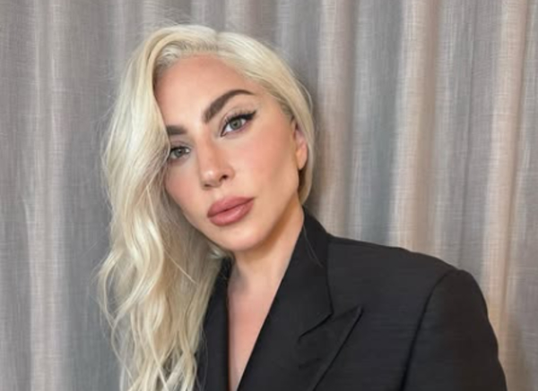 Леди Гага рассказала о самом романтическом подарке жениха Майкла Полански