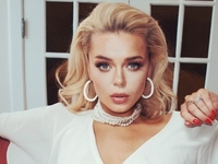 Алина Гросу показала свою маму в молодости