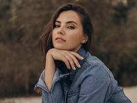 Зірка «Спіймати Кайдаша» Антоніна Хижняк показала рідкісне фото з батьками