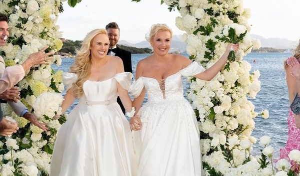 Ребел Уилсон официально расписалась с Рамоной Агрумой спустя 3 месяца после церемонии в Италии