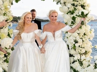 Ребел Вілсон офіційно розписалася з Рамоною Агрумою через 3 місяці після церемонії в Італії