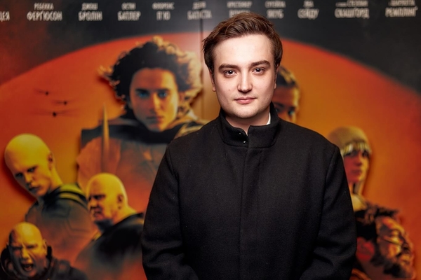 Син Наталії Сумської згадав, як йому пропонували закрутити фейковий роман заради піару