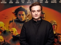 Син Наталії Сумської згадав, як йому пропонували закрутити фейковий роман заради піару