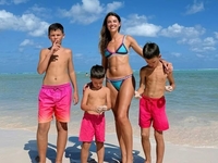 «Пусть боятся»: жена Решетника рассказала о встрече с россиянами за границей