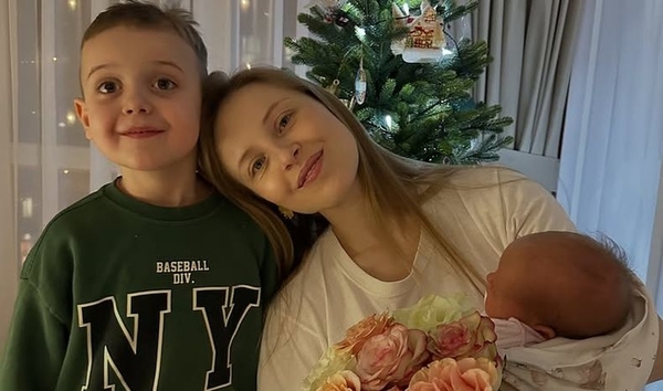 Звезда «Крепостной» Сагайдачная попала в больницу с месячной дочерью