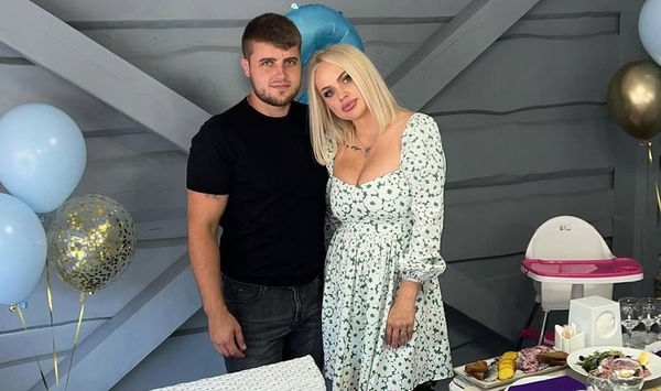 Муж погибшей в ДТП блогерши Анны Жук впервые вышел на связь в соцсетях