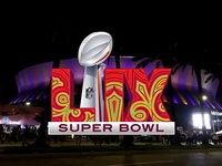 Супербоул-2025: какие артисты выступили на финальном матче НФЛ