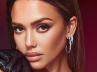 Как сестры: Джессика Альба поразила моложавым видом на фото с дочерьми